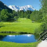 Mountain Safari - Spacious, Scenic And Steps From Adventure Дом отдыха