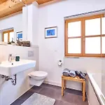 度假居 Mountain Safari - Spacious, Scenic And Steps From Adventure *