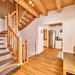 Mountain Safari - Spacious, Scenic And Steps From Adventure 度假居 加爾米施-帕滕基興